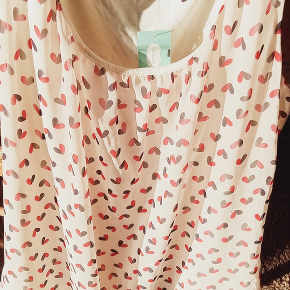 Brand new women's top - Picture 3 of 3